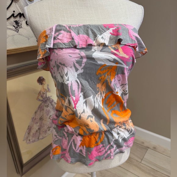 5 for $30 NWT! AMERICAN EAGLE OUTFITTERS Strapless Ruffle Floral Top - Picture 1 of 6